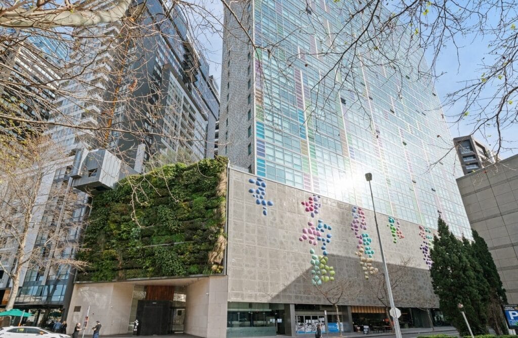 Building Facade of 8 Kavanagh Street, Southbank