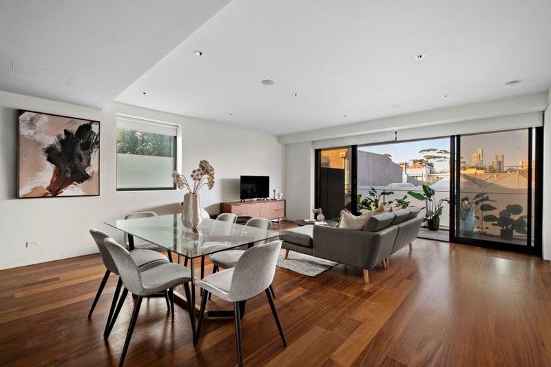 Living Room of 107/88 Beaconsfield Parade, St Kilda West