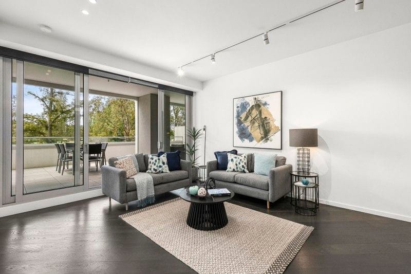 Living Room of 120/499 St Kilda Road, Melbourne