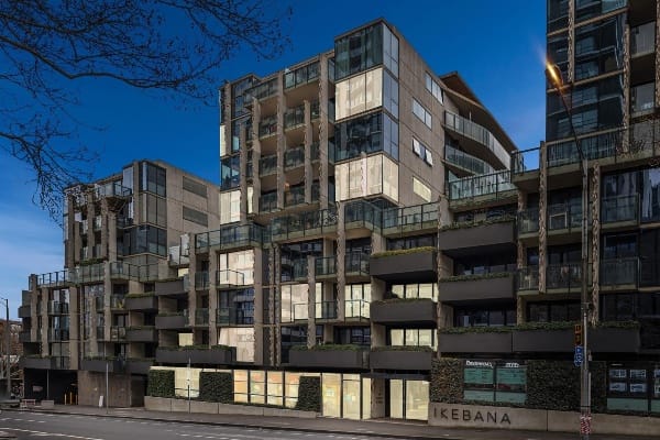 Building Facade of 140 Dudley Street, West Melbourne