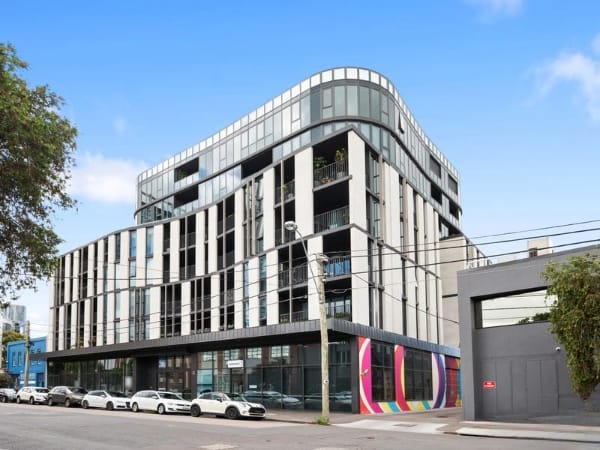 Building Facade of 21 Thistlethwaite Street, South Melbourne