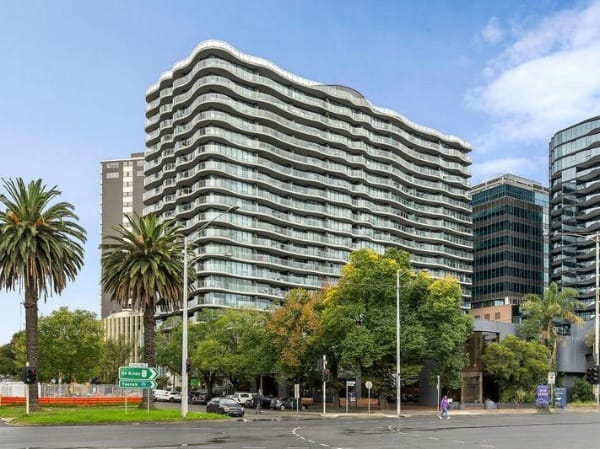 Building Facade of 35 Albert Road, Melbourne