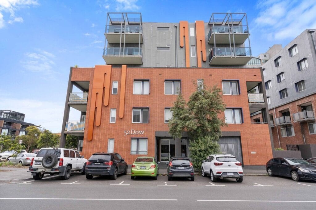 Building Facade of 52 Dow Street, Port Melbourne